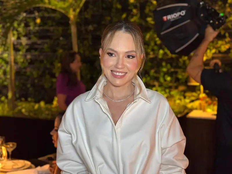 Noite de glamour marca lançamento de Gioielli por Risangela Lima