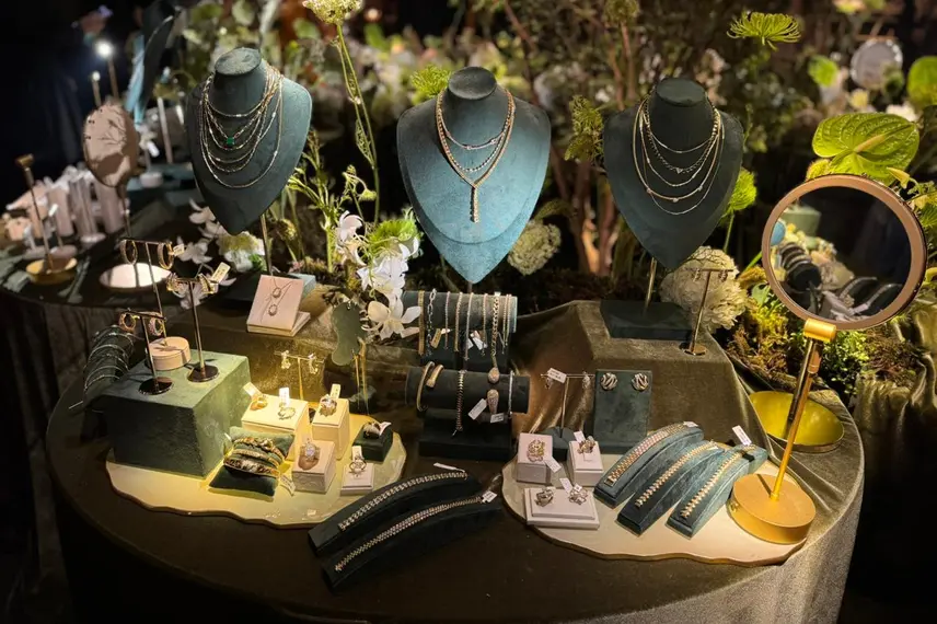 Noite de glamour marca lançamento de Gioielli por Risangela Lima