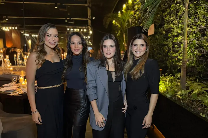 Noite de glamour marca lançamento de Gioielli por Risangela Lima
