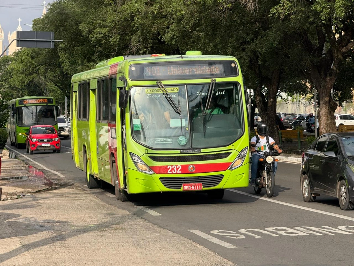 Ônibus de Teresina