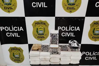 Operação em Oeiras cumpriu mandados de busca e apreensão e desarticulou rede de tráfico