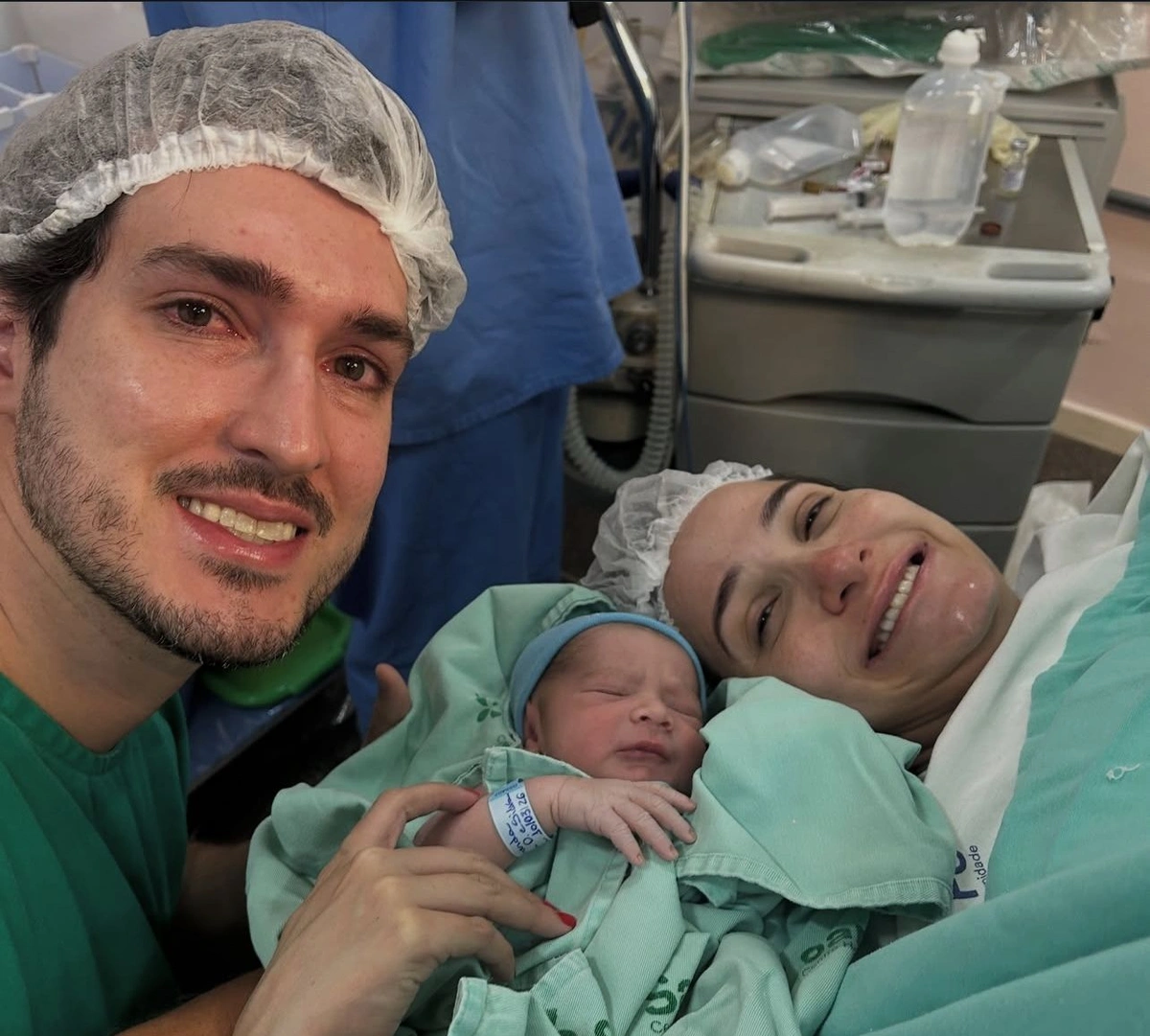 Parabéns aos papais Amanda Tauana e David Furtado Paiva pelo nascimento do filho