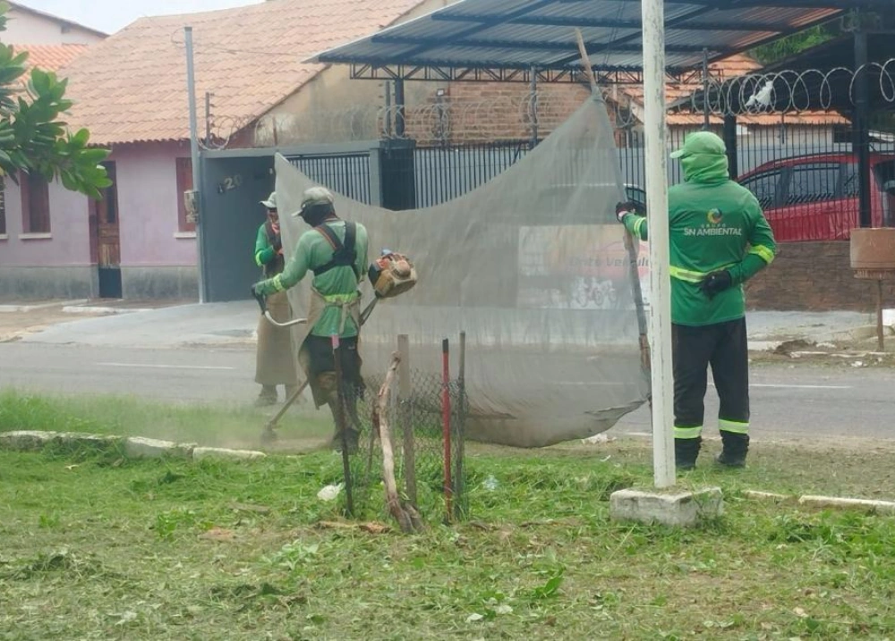 Parnaíba intensifica limpeza urbana durante período chuvoso