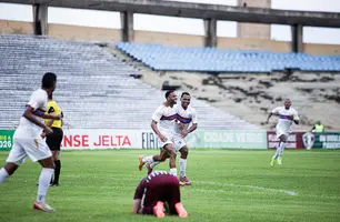 Piauí vence Fluminense-PI e abre vantagem nas semifinais do Piauiense (Foto: Piauí Esporte Clube)