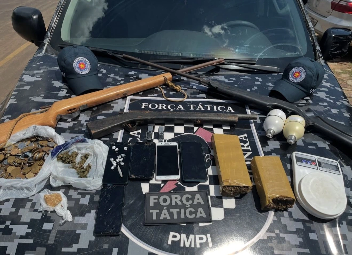 PM desarticula ponto de tráfico e prende dois em São Raimundo Nonato
