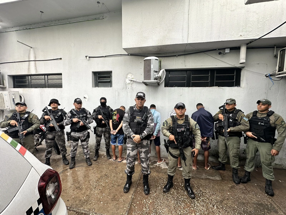 PM prende suspeitos de roubo a motorista por app na zona Leste de Teresina