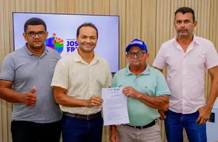 Prefeito Pedro Gomes assina termo e fortalece agricultura familiar no município (Foto: Reprodução)