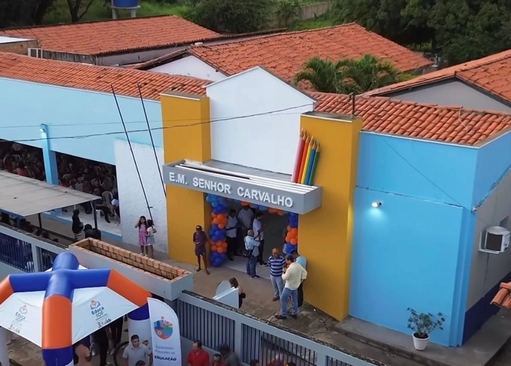Prefeito Pedro Gomes entrega Escola Senhor Carvalho ampliada em José de Freitas