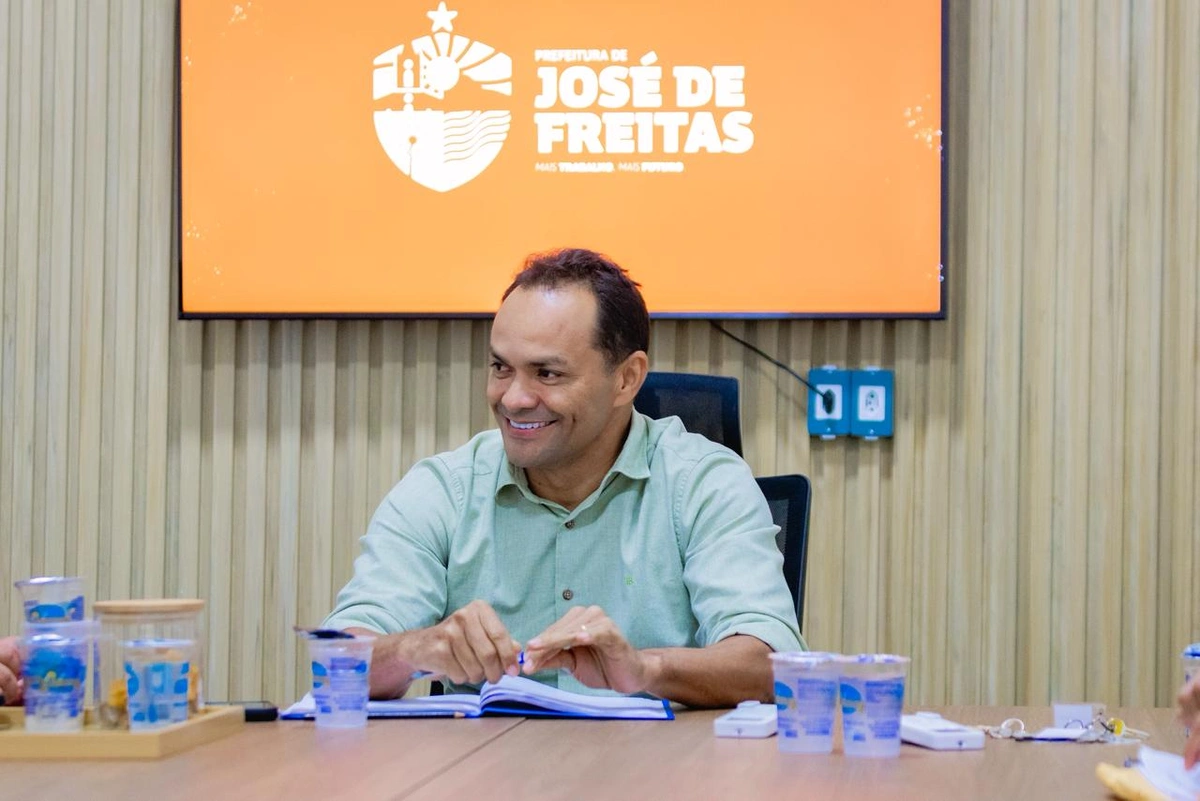 Prefeito Pedro Gomes troca festa de aniversário por ações sociais na Semana Santa