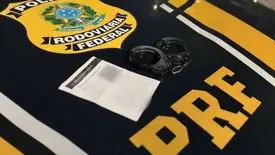 PRF leva motorista à PF após suspeita de documento falso na BR-343 (Foto: Reprodução)