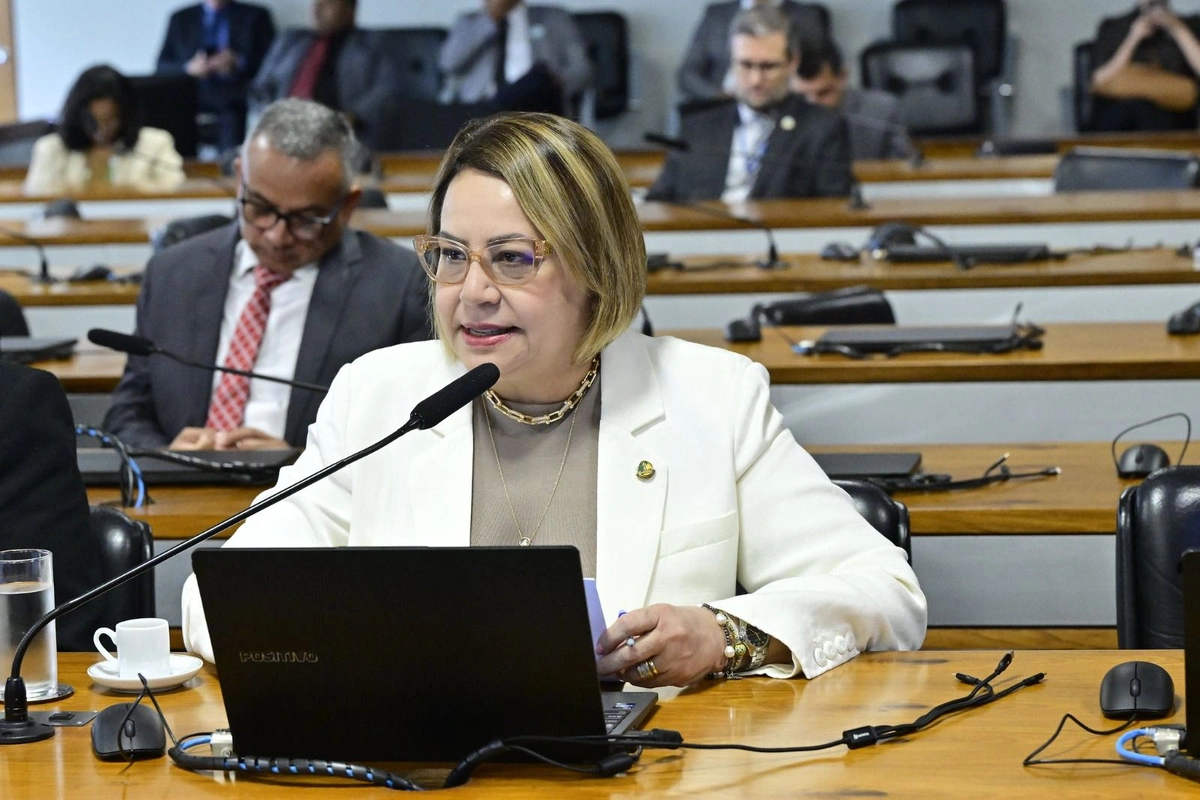 Projeto relatado por Jussara amplia proteção e segurança às mulheres