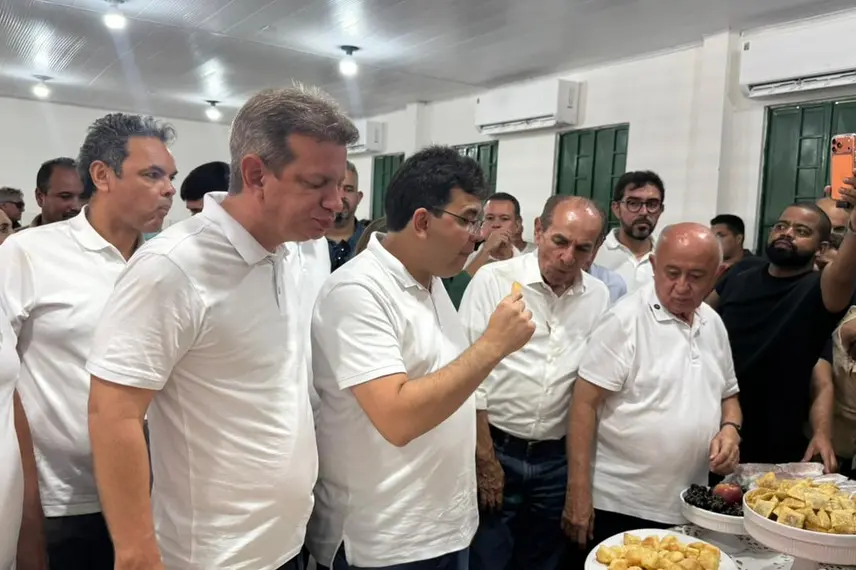 Rafael Fonteles cumpre agenda com entregas na região da Serra da Capivara