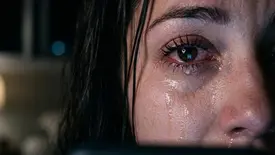 Redes sociais e ansiedade: por que tantas mulheres se sentem insuficientes (Foto: Conecta Piauí / I.A)