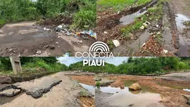 Ruas viram 'trajeto de rally' por descaso na zona Leste de Teresina (Foto: Conecta Piauí)