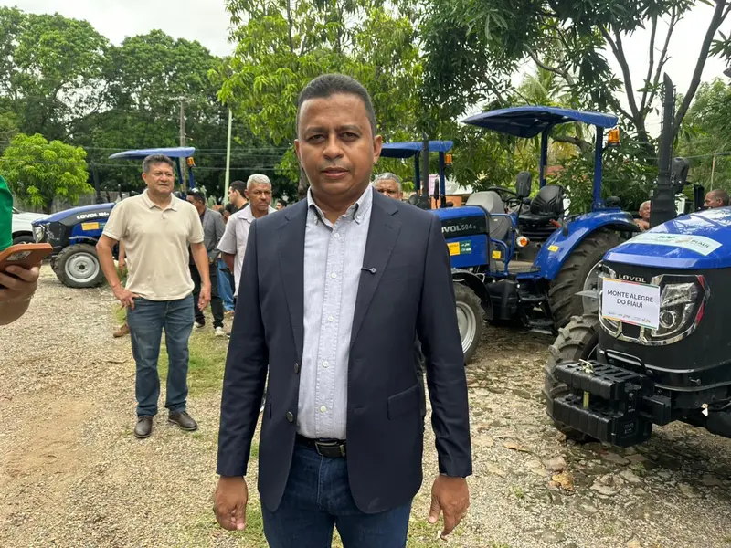 SAF entrega máquinas e fortalece agricultura familiar em 13 municípios do Piauí