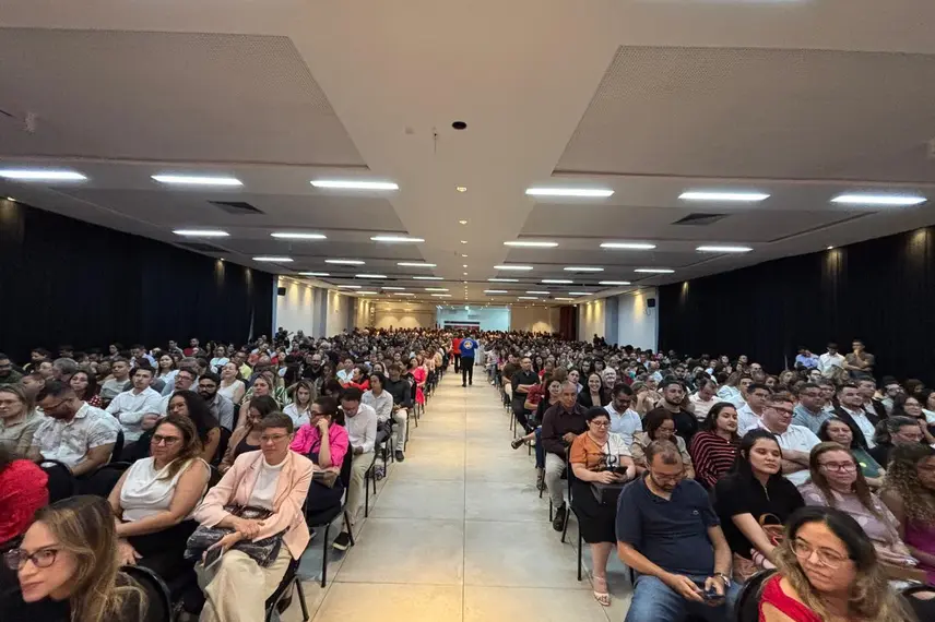 Seminário discute educação, ciência e tecnologia