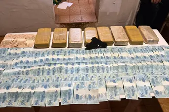 SSP realiza operação e apreende 10 kg de drogas e dinheiro em Picos