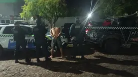 Suspeito de tráfico é preso com cocaína, maconha e moto roubada em Brasileira (Foto: Divulgação/PMPI)