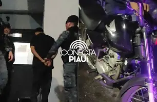 Suspeito é preso com moto roubada após ação da ROMU na zona Norte de Teresina (Foto: Repórter 12 / Conecta Piauí)