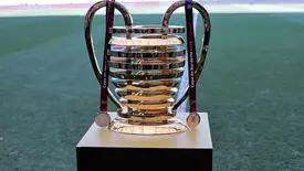 Taça da Copa do Nordeste (Foto: Mauricia da Matta / CBF)