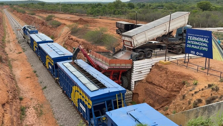 Transnordestina recebe 33 mil toneladas de trilhos e avança rumo ao Piauí