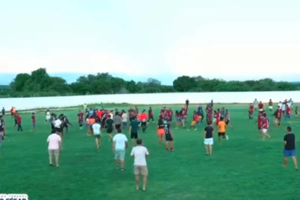 Tumulto após gol anulado termina com intervenção policial em Alagoinha do PI