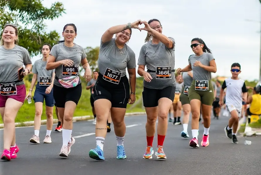 Veja registros dos corredores no Circuito das Estações em Teresina