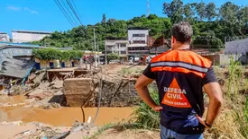 Vistoria da Defesa Civil de Minas Gerais (Foto: Foto Dirceu Aurélio/ Agência Minas)