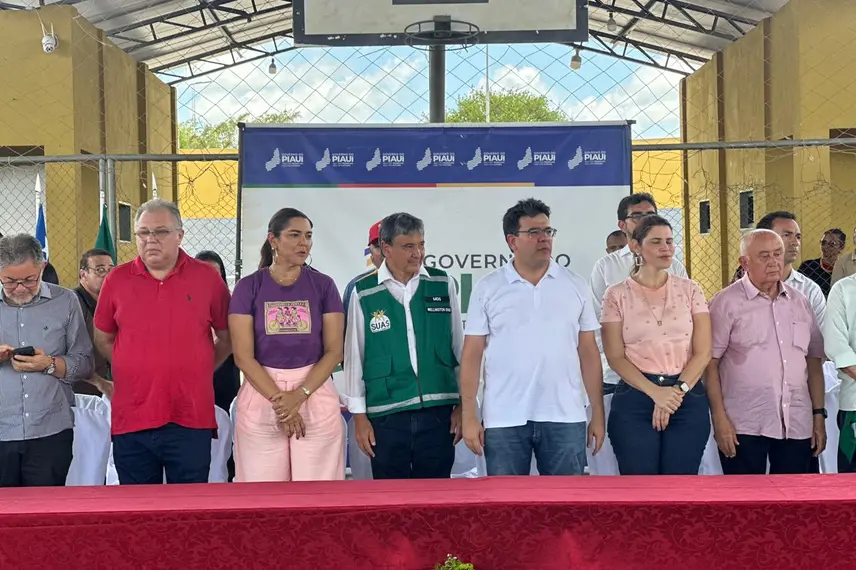 Wellington Dias e Rafael Fonteles cumprem agenda em Luzilândia e anunciam obras