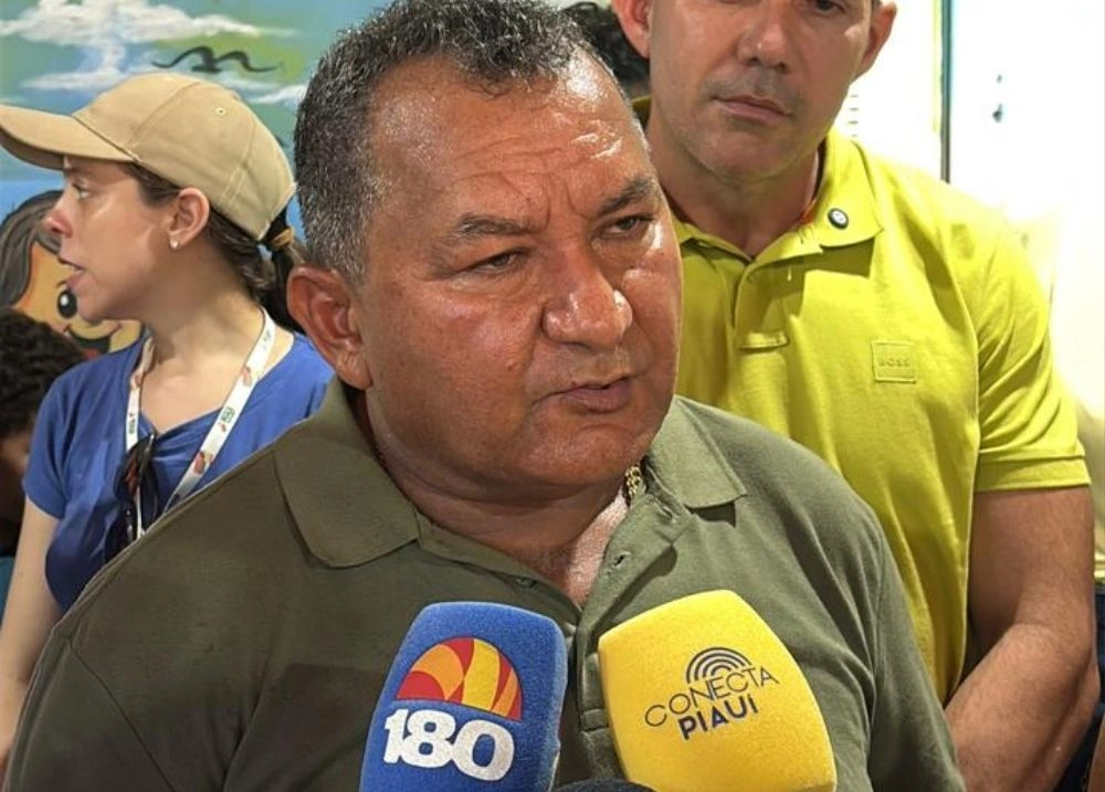 A gente só tem a agradecer o governador, a nossa deputada e os deputados que botam emenda aqui todo ano para a Matias Alenco. Só tem a agradecer e continuar sempre assim. Tamo junto. Um hospital novo que vai ampliar o atendimento da população. E o sonho da população é a reforma do hospital, restaurar ele.