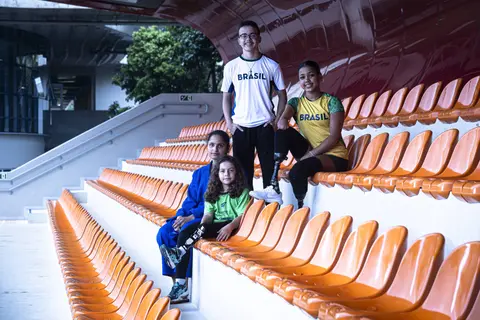 A seleção brasileira paralímpica intensifica esforços para descobrir novos talentos e conquistar ainda mais medalhas nas próximas competições, com foco na superação da China.