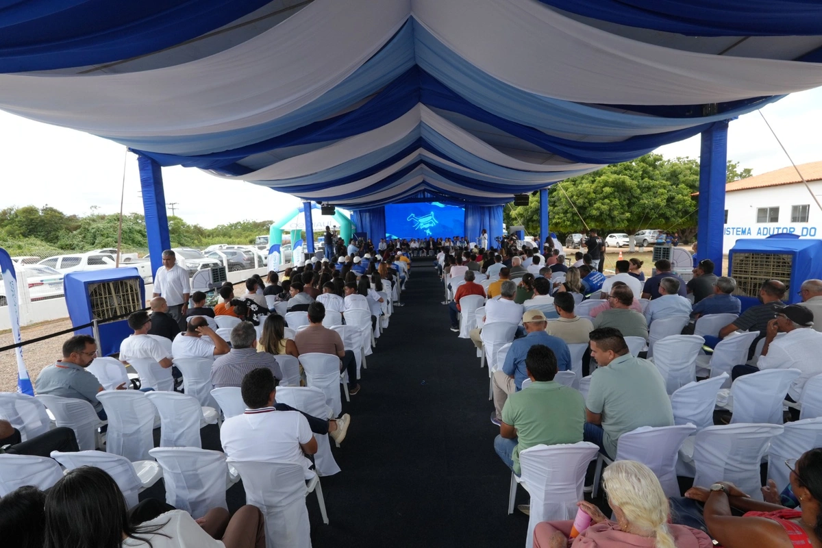 Águas do Piauí lança SaneaMais e entrega novo sistema de produção de água na Serra da Capivara