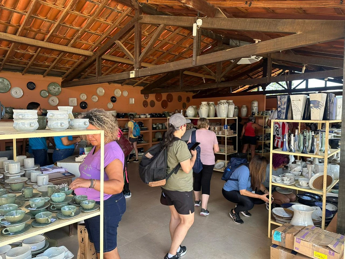 Artesanato da Serra da Capivara encanta turistas e gera renda no Piauí