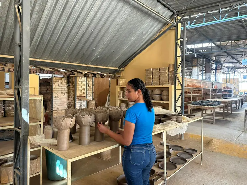 Artesanato da Serra da Capivara encanta turistas e gera renda no Piauí