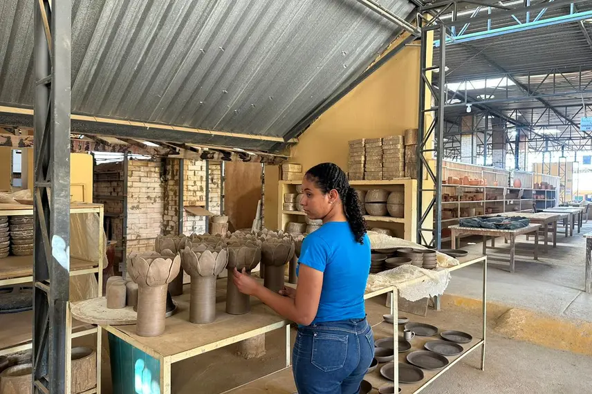 Artesanato da Serra da Capivara encanta turistas e gera renda no Piauí