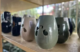 Artesanato da Serra da Capivara encanta turistas e gera renda no Piauí (Foto: Conecta Piauí)