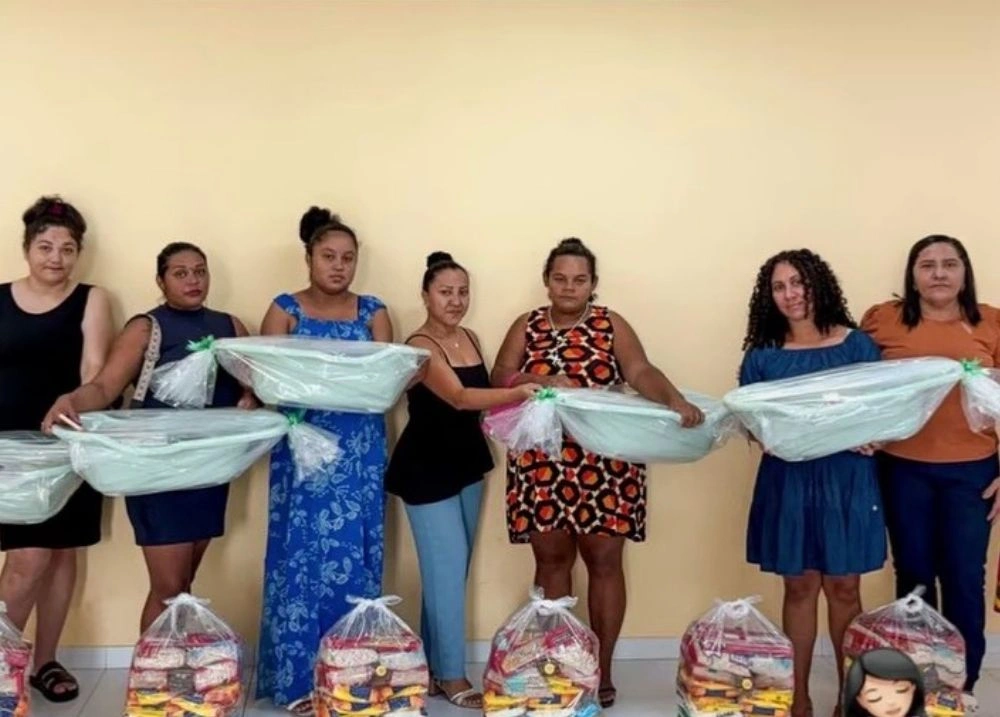 Auxílio natalidade é entregue à famílias em vulnerabilidade, em Morro do Chapéu