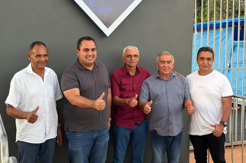 Baixa Grande do Ribeiro - aniversário de 34 anos