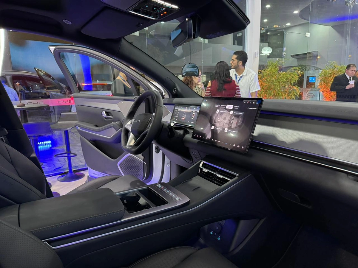 BYD lança Atto 8 em Teresina e movimenta noite automotiva