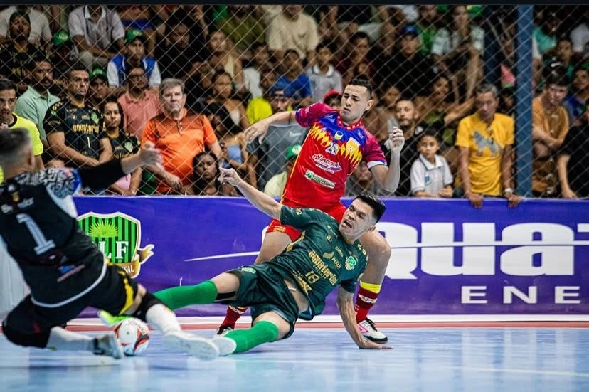 Campo Largo é derrotado pelo Bregafó no jogo de ida das oitavas da Copa do Brasil