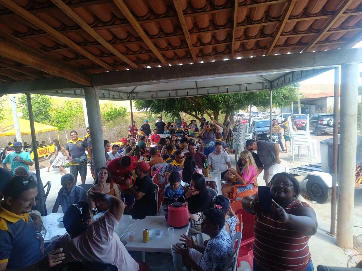 Carreata e tradição de caminhões em miniatura encanta e movimenta cidade no Piauí