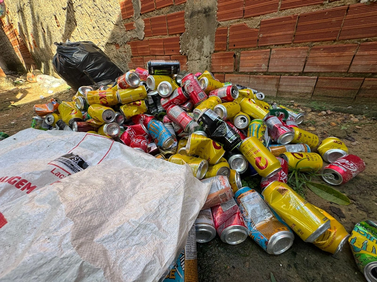 Catadora de latas de Teresina viraliza e DJ Alok reage em vídeo nas redes