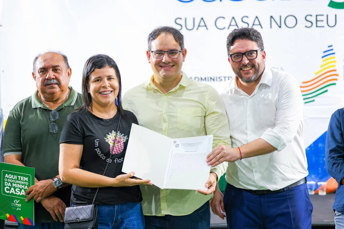 Cerca de 124 famílias recebem registros do Programa Casa Legal em Lagoa do Piauí