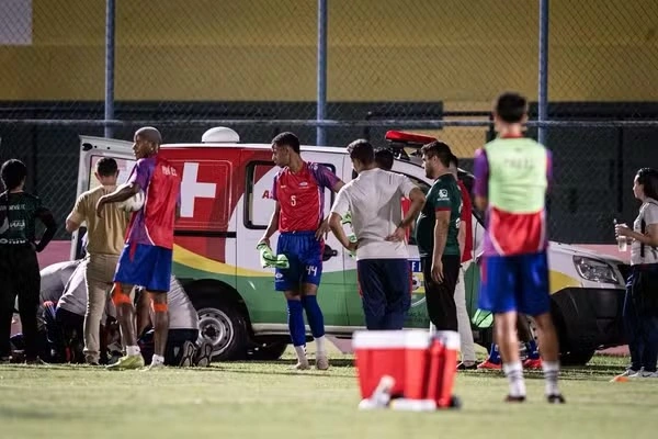 Copa do Nordeste: atleta do Piauí convulsiona durante aquecimento de jogo com Fluminense-PI