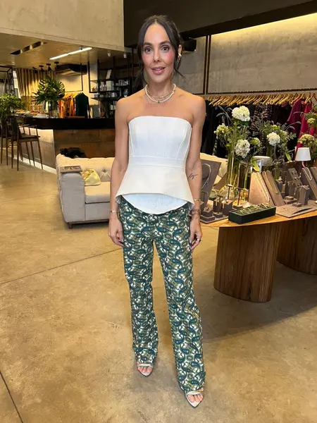 Danielle Carvalho e Carolina Neves lançam coleção exclusiva em Teresina