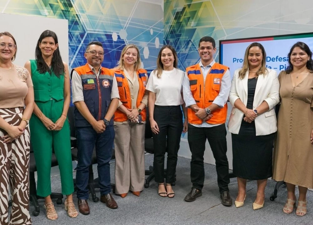 Defesa Civil nas Escolas leva educação preventiva a alunos e professores