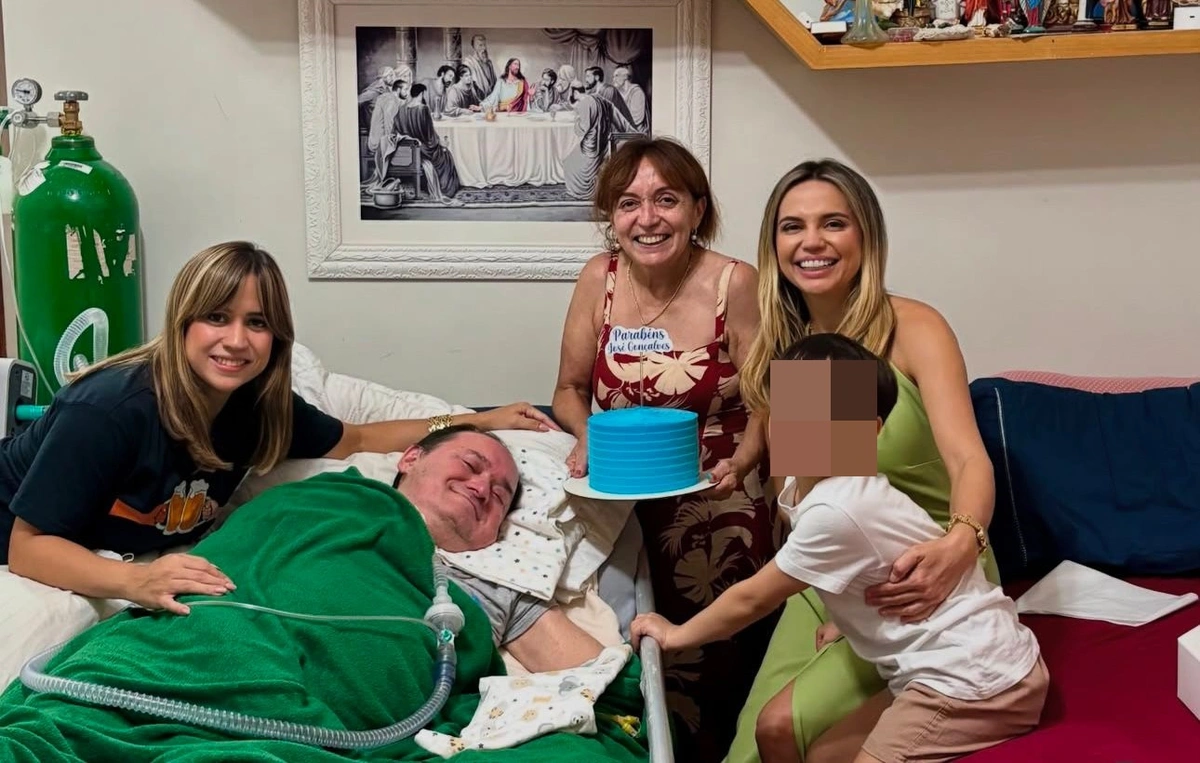 Delegado aposentado José Gonçalves com a família