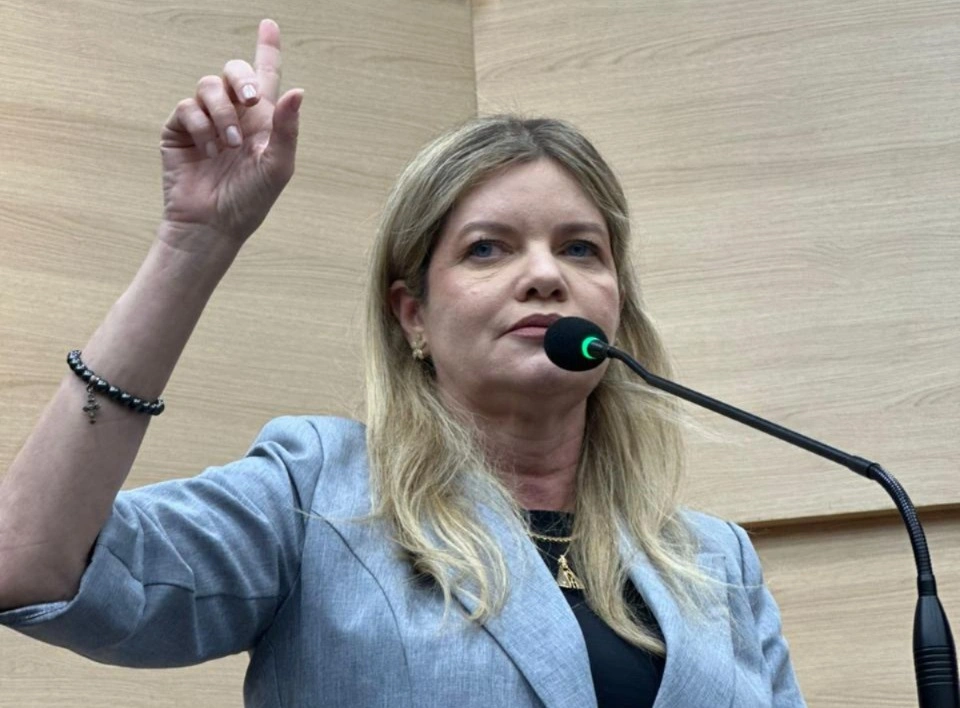 Deputada Gracinha Mão Santa se destaca em duas pesquisas eleitorais no Piauí