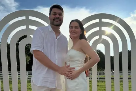 É menina: Casal Giorgi Mesquita e Lívia Castelo Branco anunciam primeira gravidez