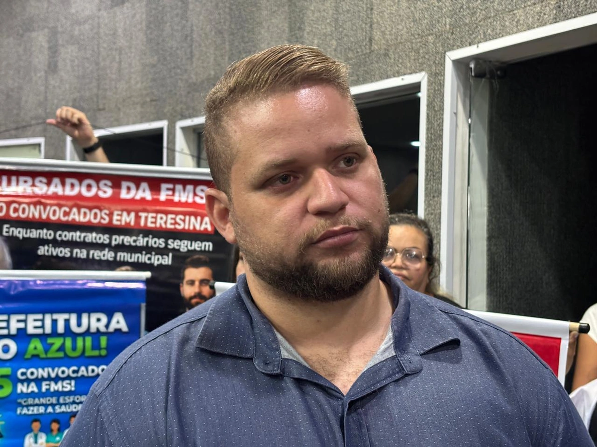 Enfermeiros protestam em Teresina e cobram convocação de aprovados em concurso